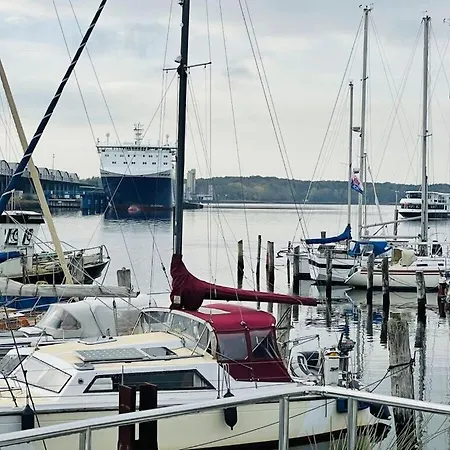 Woonboot 